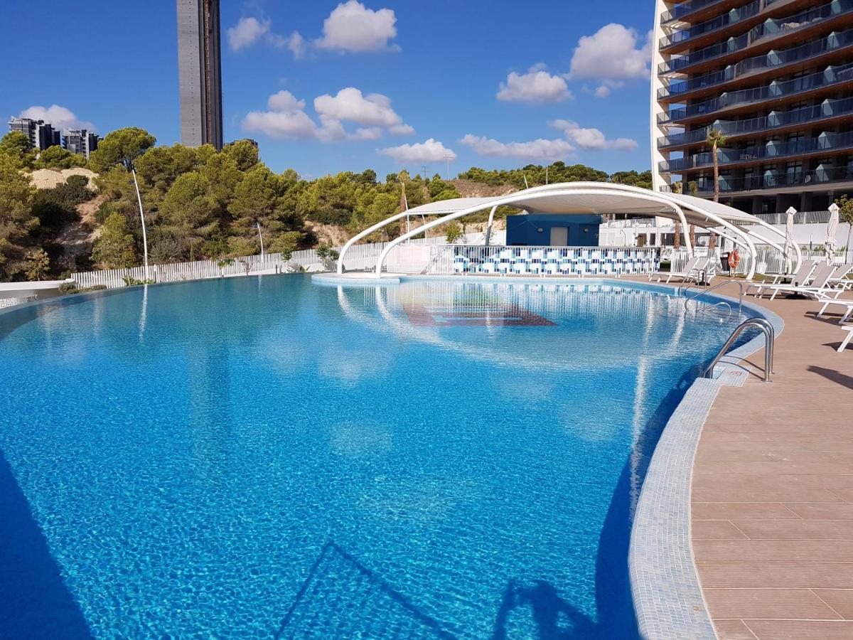 Romero Apartments-Sunset Waves-Benidorm Exterior foto