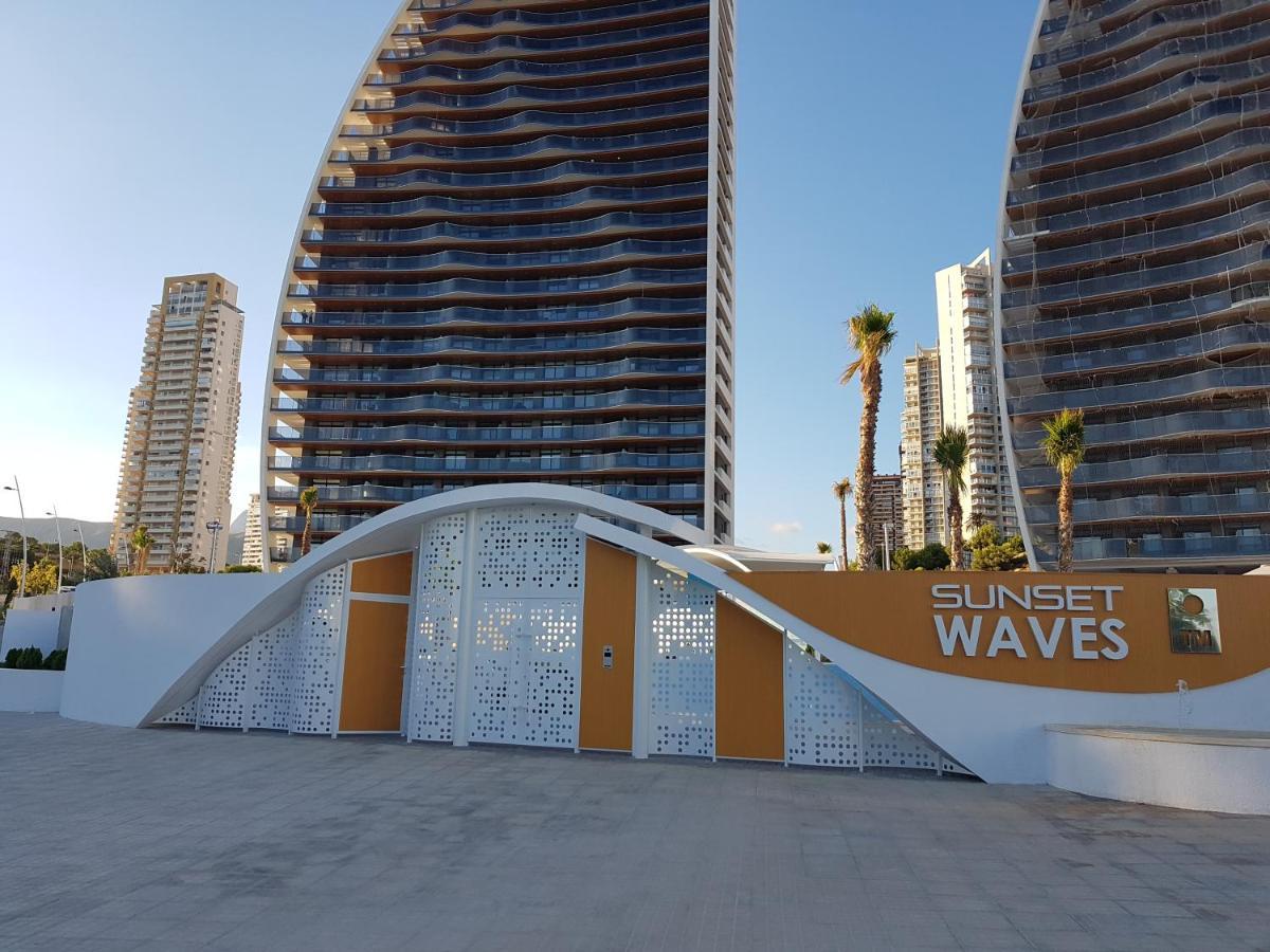 Romero Apartments-Sunset Waves-Benidorm Exterior foto